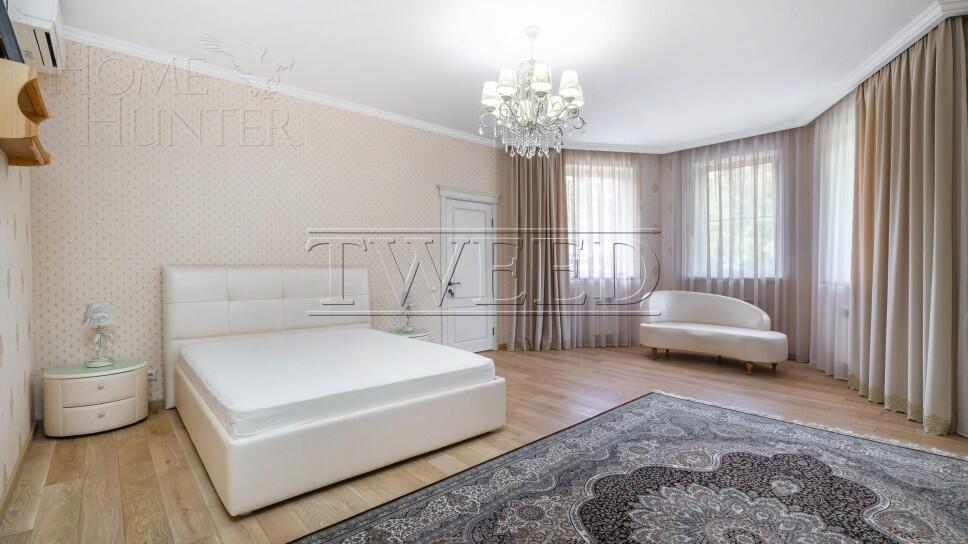 2-этажный коттедж 700 м² с отделкой