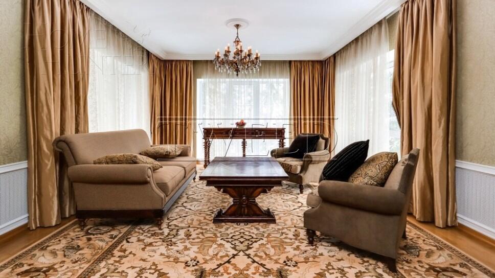 4-этажный коттедж 850 м² с отделкой