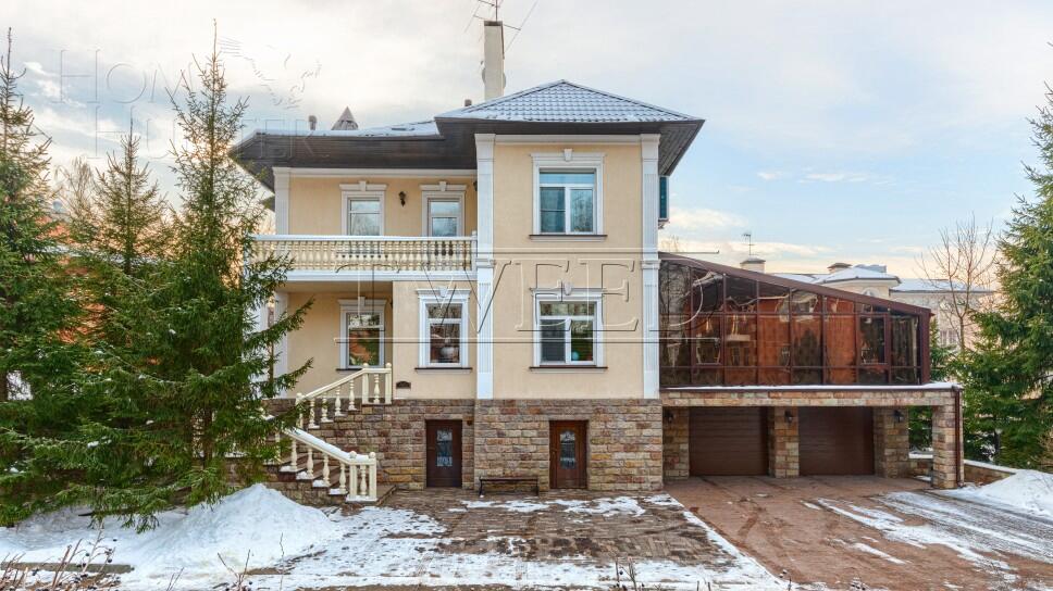 4-этажный коттедж 971.2 м² с отделкой
