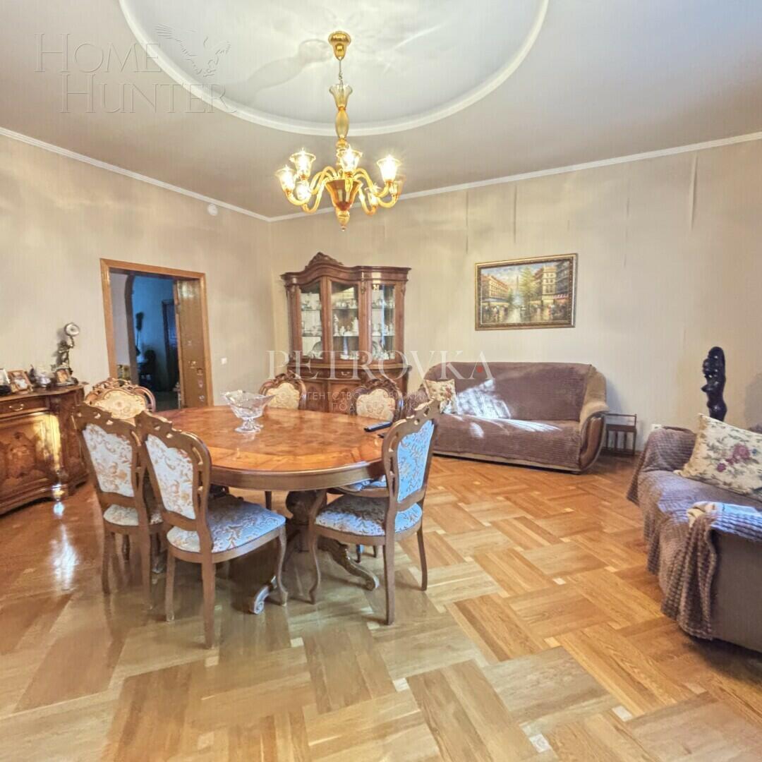1-этажный коттедж 316 м² с отделкой