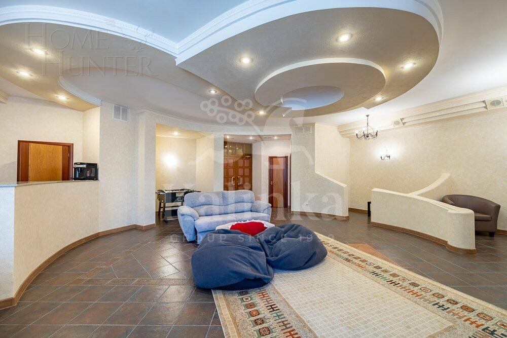 3-КОМН. КВАРТИРА С ОТДЕЛКОЙ 168.4 М² НА 8 ЭТАЖЕ