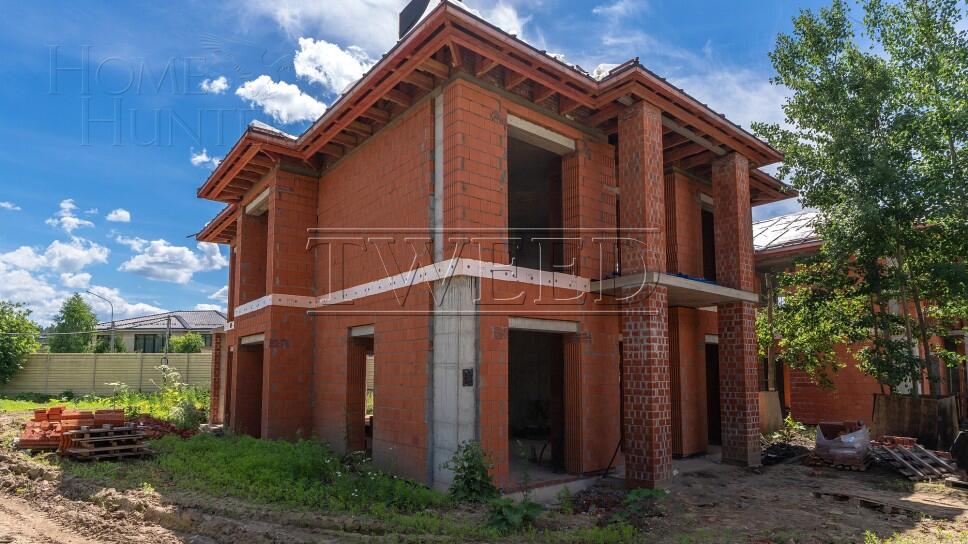 2-этажный коттедж 347.7 м² без отделки