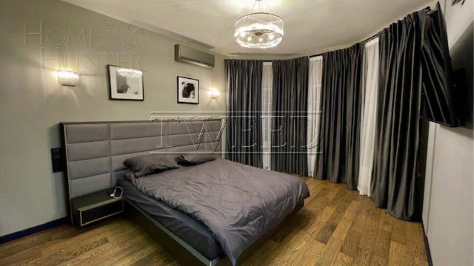 3-этажный коттедж 800 м² с отделкой