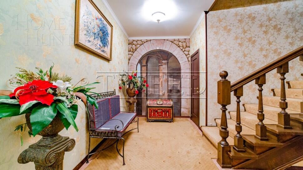 4-этажный коттедж 520 м² с отделкой