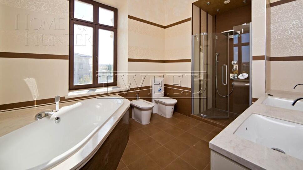 3-этажный коттедж 800 м² с отделкой