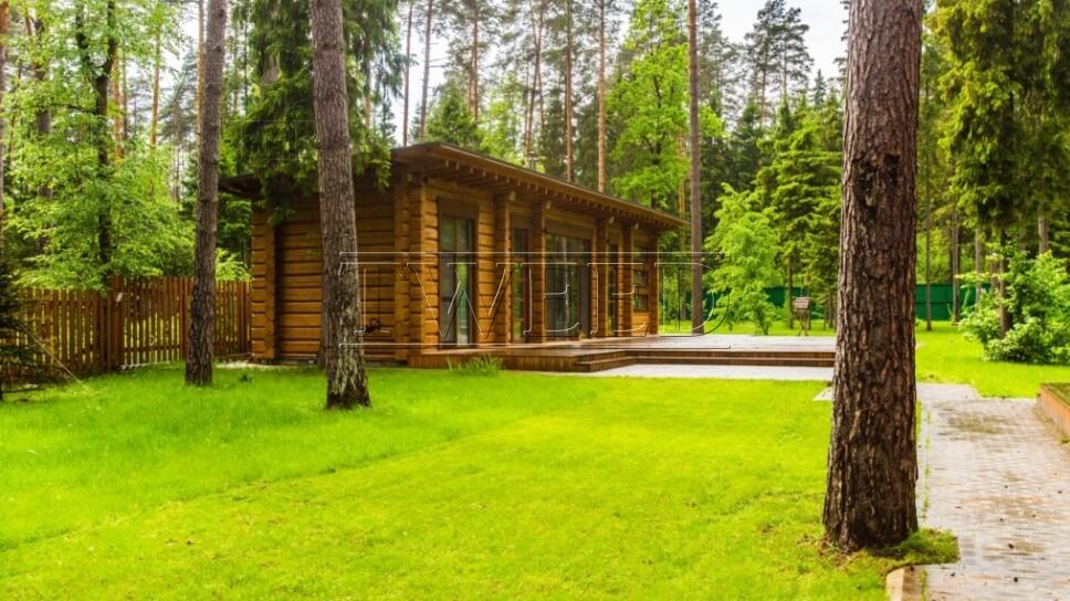 2-этажный коттедж 650 м² с отделкой