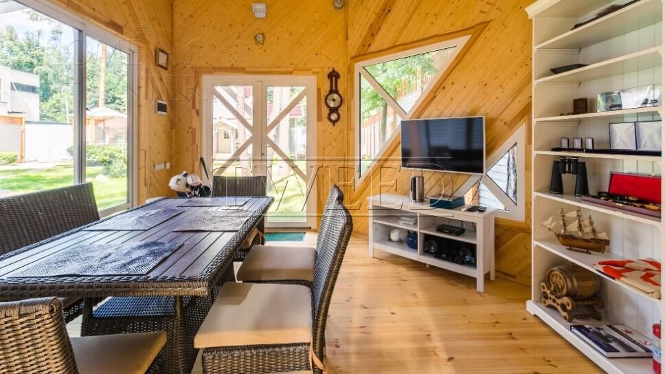 3-этажный коттедж 207.8 м² с отделкой