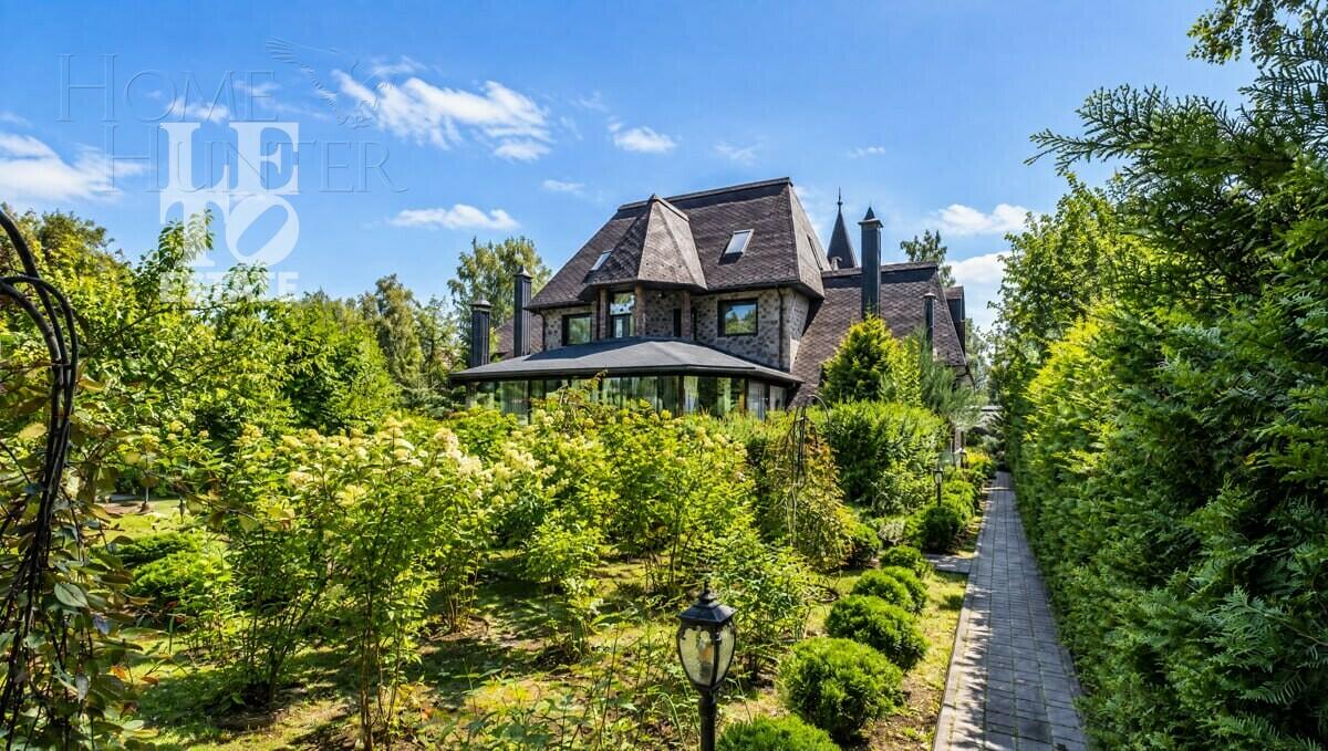 1-этажный коттедж 580 м² с отделкой