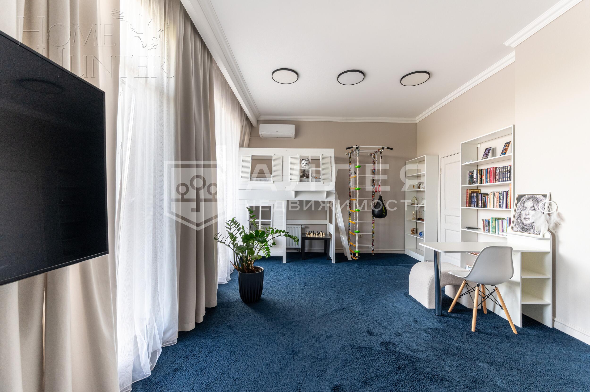2-этажный таунхаус 240 м² с отделкой