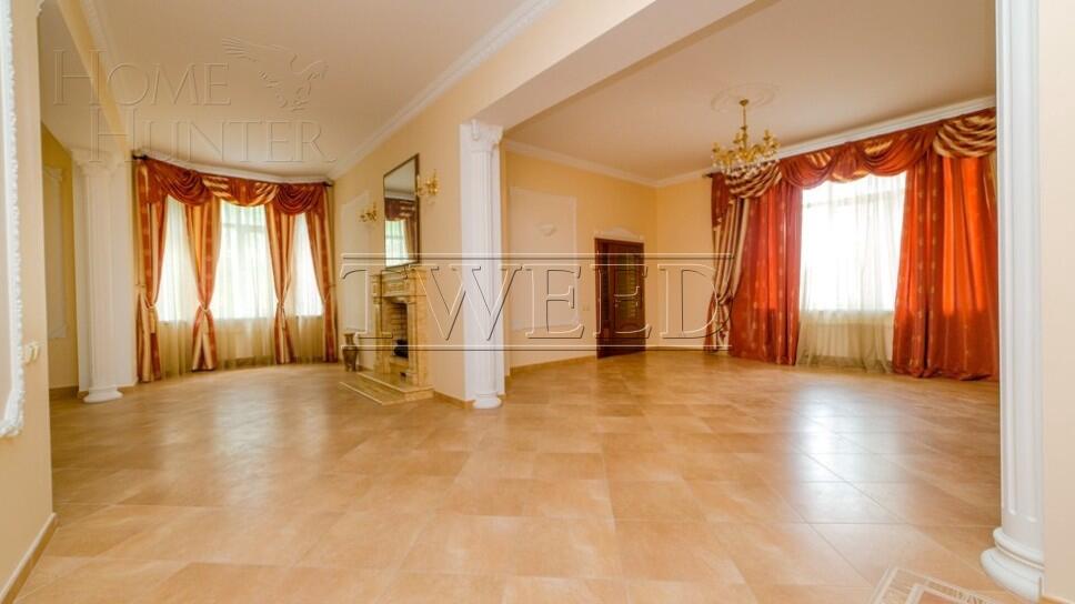 4-этажный коттедж 850 м² с отделкой