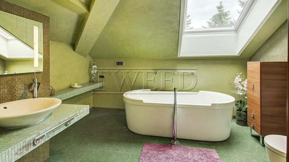 3-этажный коттедж 800 м² с отделкой