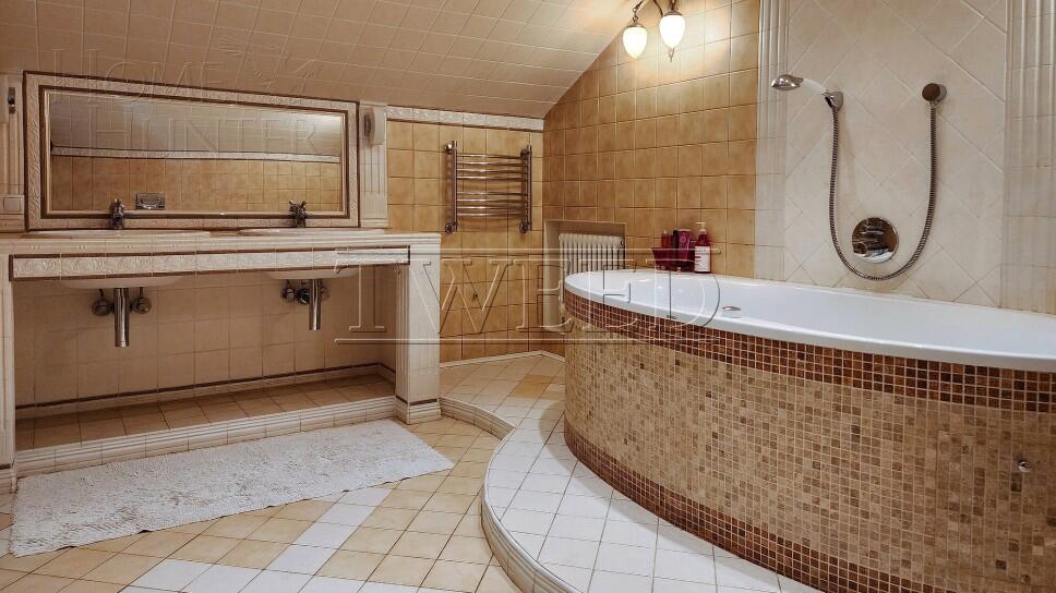 4-этажный коттедж 384.4 м² с отделкой