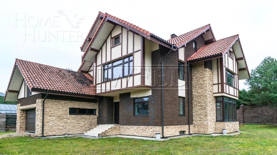 3-этажный коттедж 850 м² без отделки