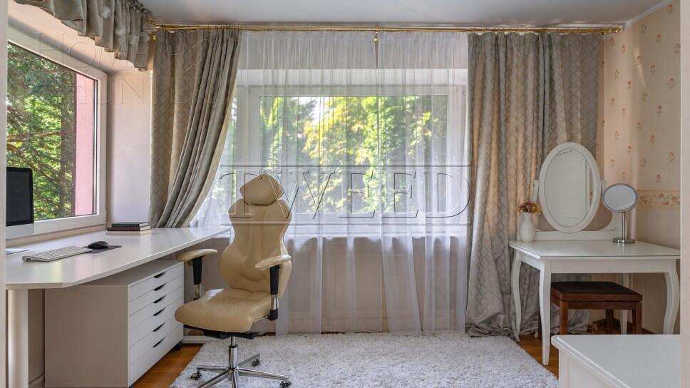 3-этажный коттедж 500 м² с отделкой