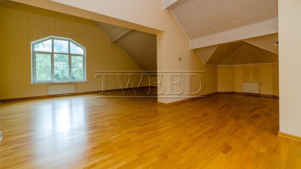4-этажный коттедж 850 м² с отделкой