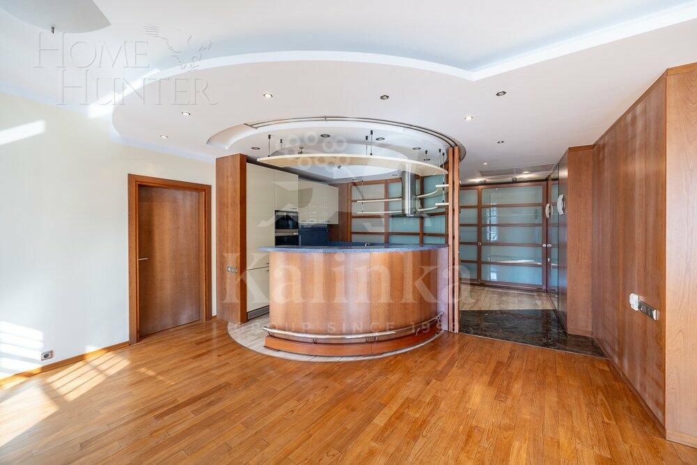 3-КОМН. КВАРТИРА С ОТДЕЛКОЙ 168.4 М² НА 8 ЭТАЖЕ