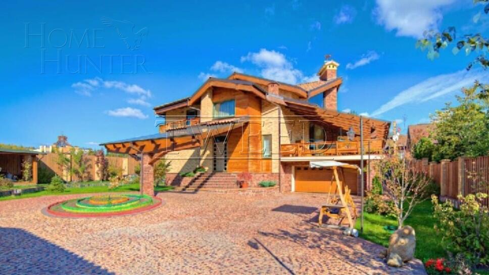 4-этажный коттедж 600 м² с отделкой