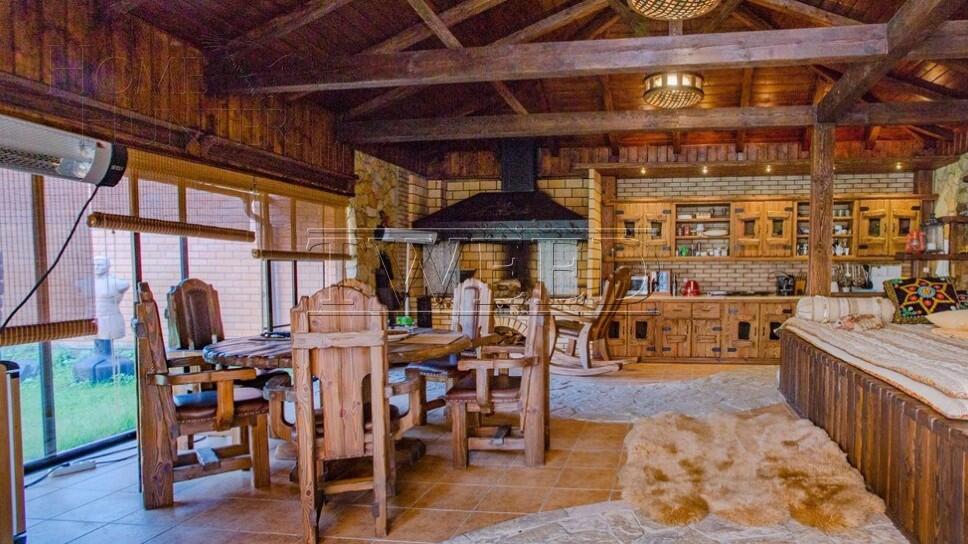 3-этажный коттедж 800 м² с отделкой