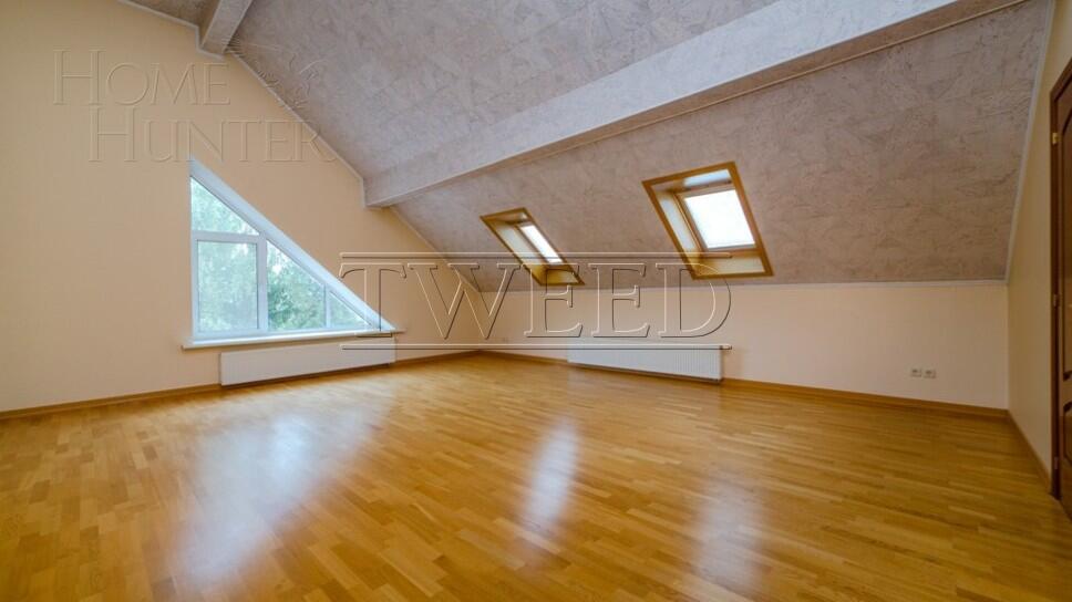 4-этажный коттедж 850 м² с отделкой