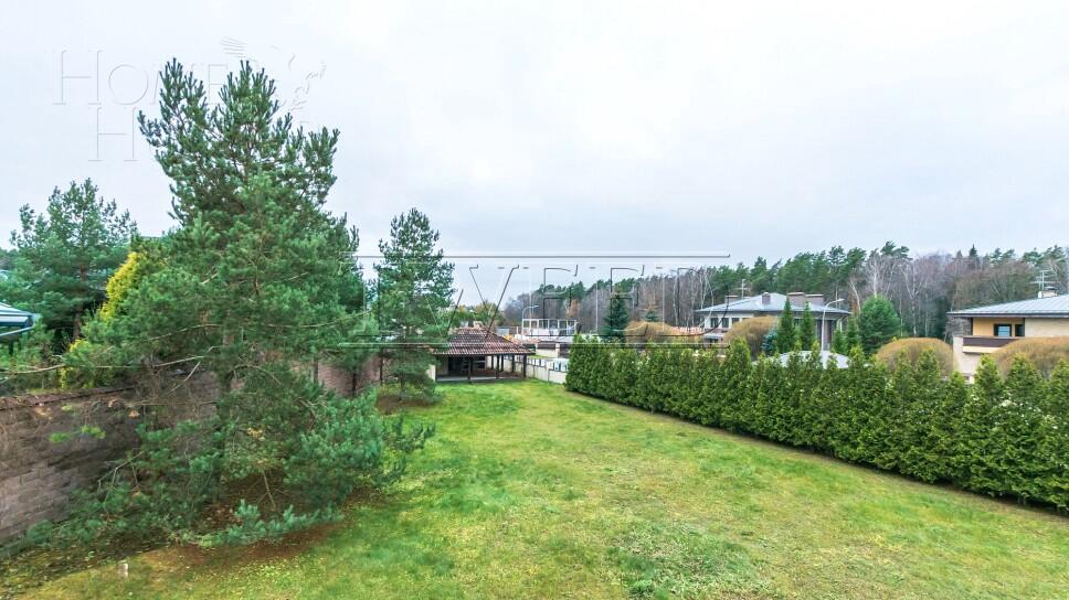 3-этажный коттедж 850 м² без отделки