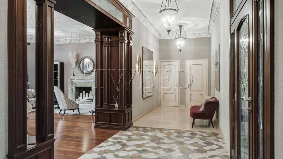 2-этажный коттедж 780 м² с отделкой