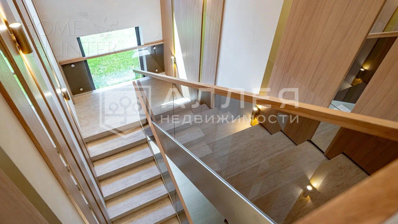 2-этажный коттедж 497 м² с отделкой