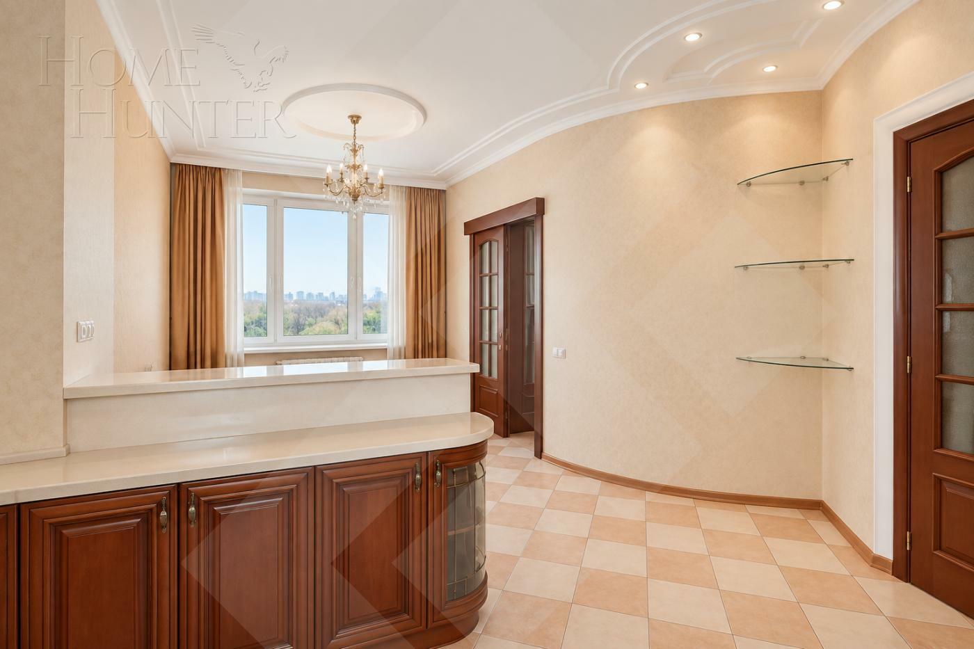 4-КОМН. КВАРТИРА С ОТДЕЛКОЙ 174 М² НА 4 ЭТАЖЕ