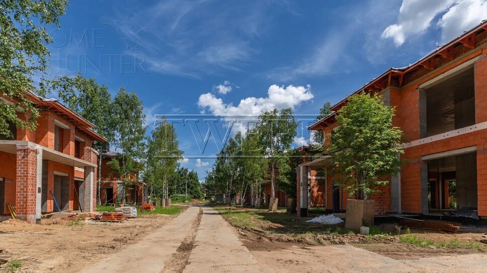 2-этажный коттедж 347.7 м² без отделки