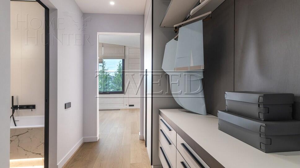 2-этажный коттедж 500 м² с отделкой