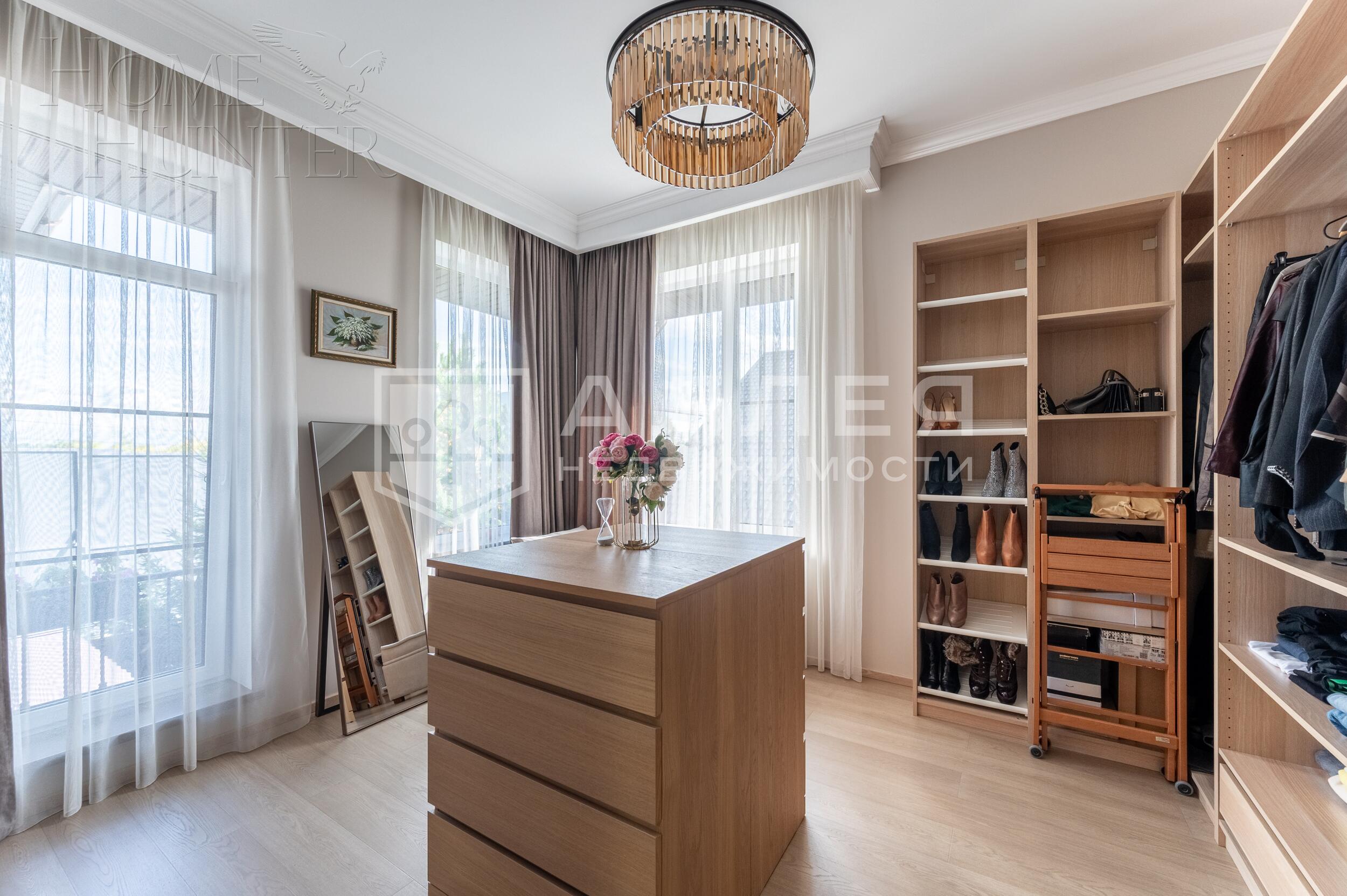 2-этажный таунхаус 240 м² с отделкой