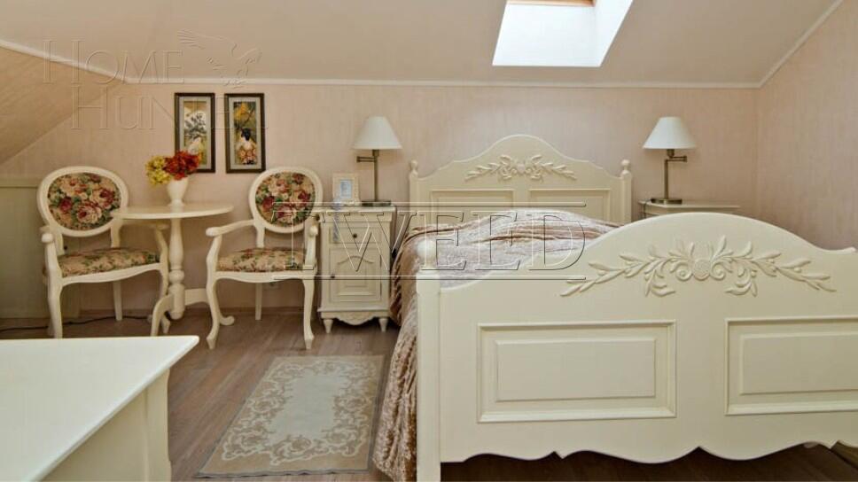 4-этажный коттедж 1 400 м² с отделкой