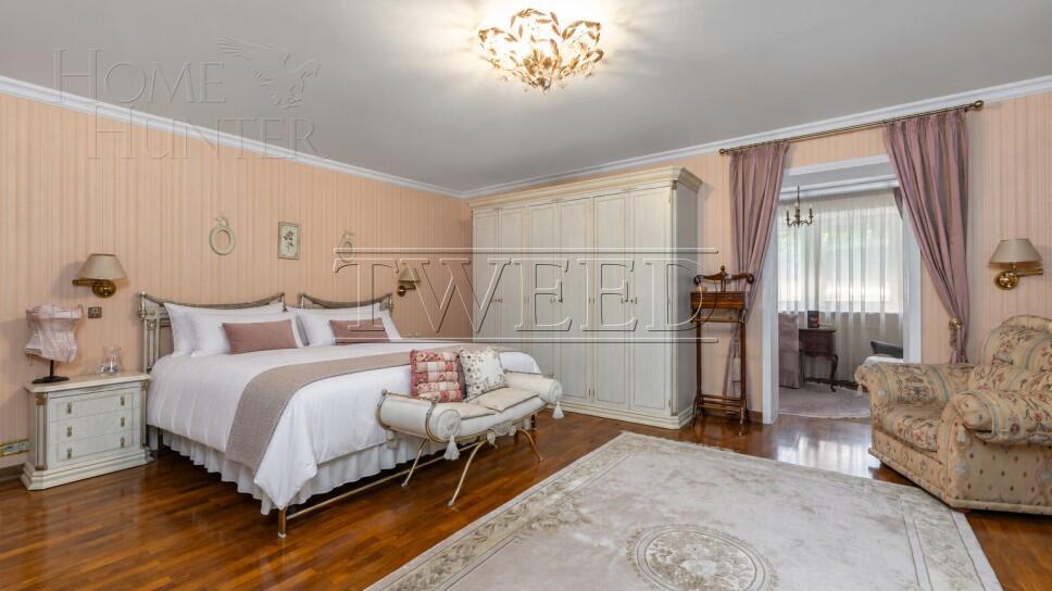 3-этажный коттедж 500 м² с отделкой