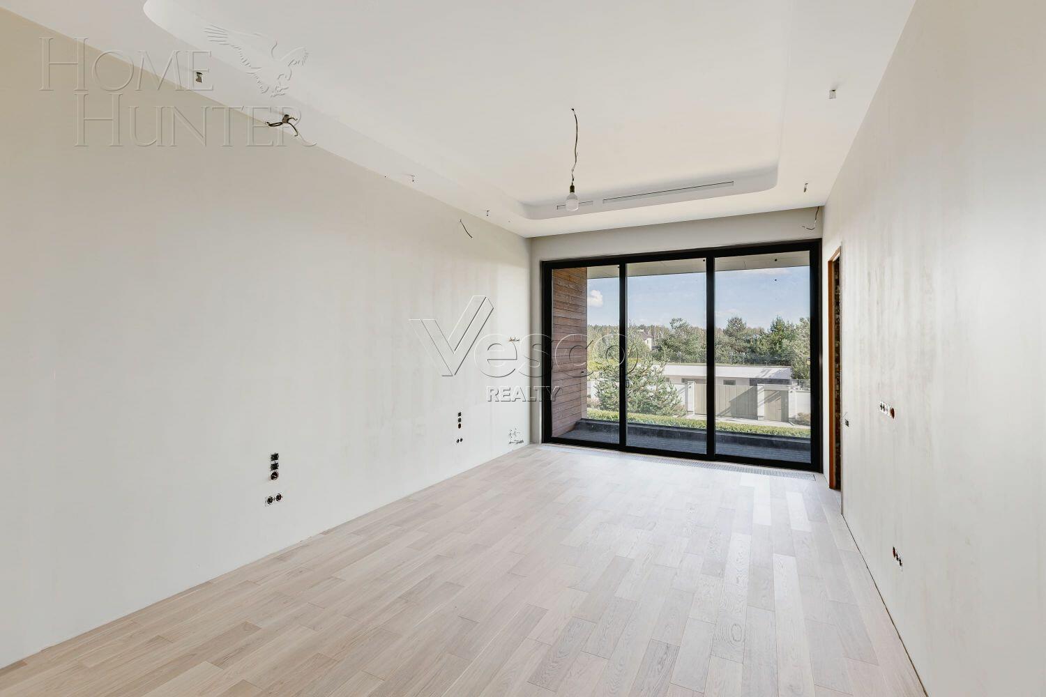 3-этажный коттедж 920 м² с отделкой