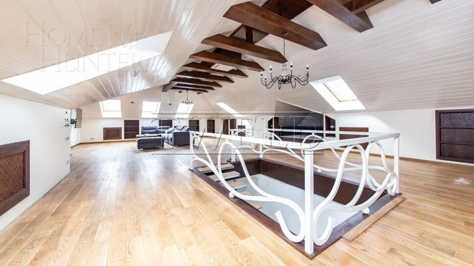 4-этажный коттедж 850 м² с отделкой