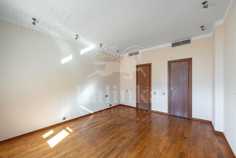 3-КОМН. КВАРТИРА С ОТДЕЛКОЙ 168.4 М² НА 8 ЭТАЖЕ