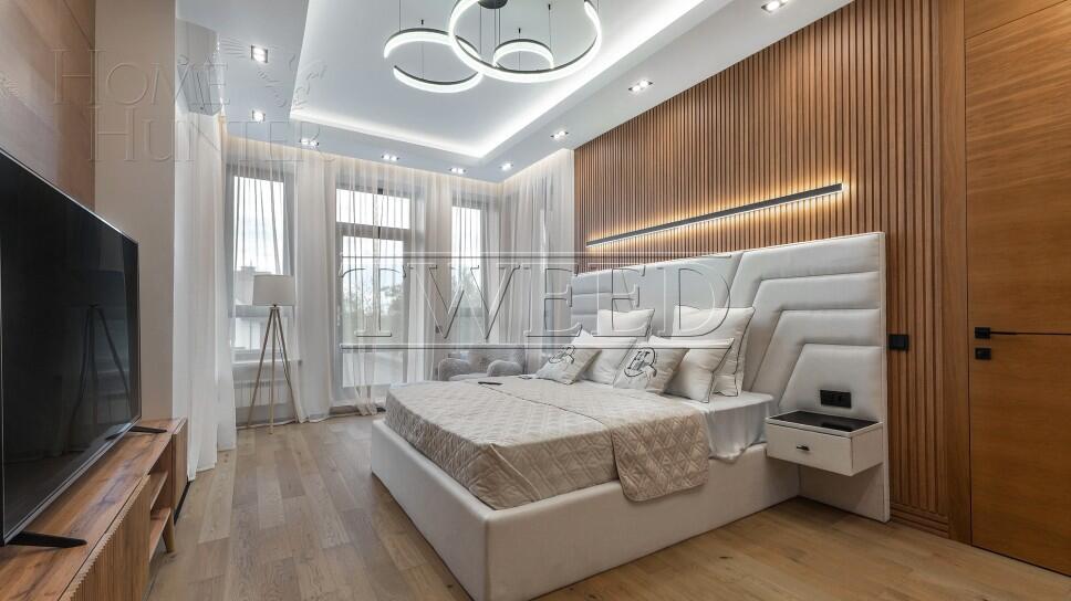 2-этажный коттедж 340 м² с отделкой