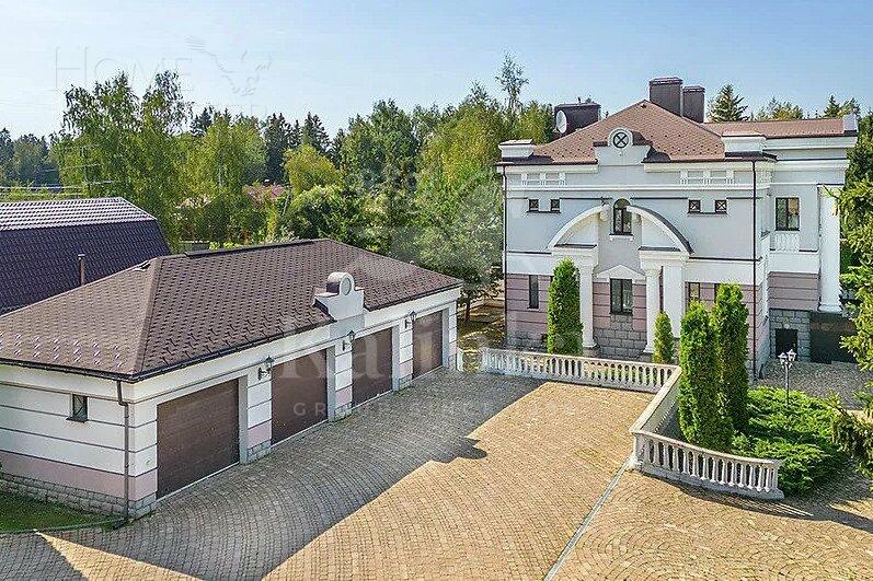 2-этажный коттедж 820 м² с отделкой