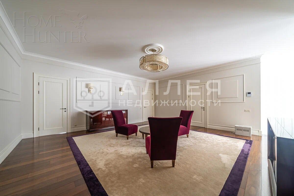 2-этажный коттедж 590 м² с отделкой