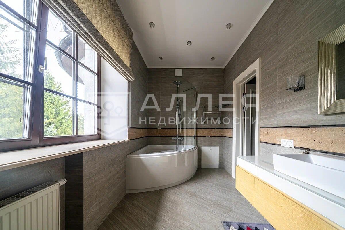 2-этажный коттедж 590 м² с отделкой