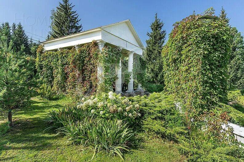 2-этажный коттедж 820 м² с отделкой