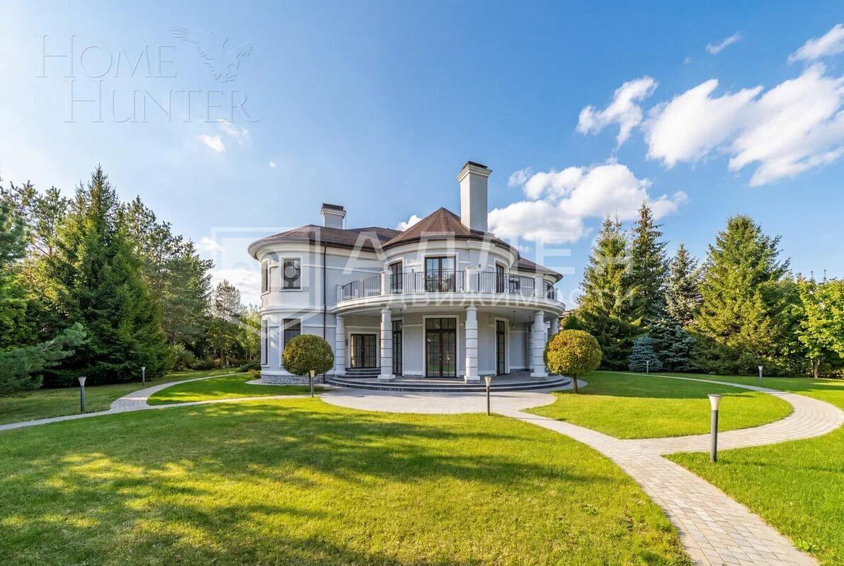 2-этажный коттедж 590 м² с отделкой