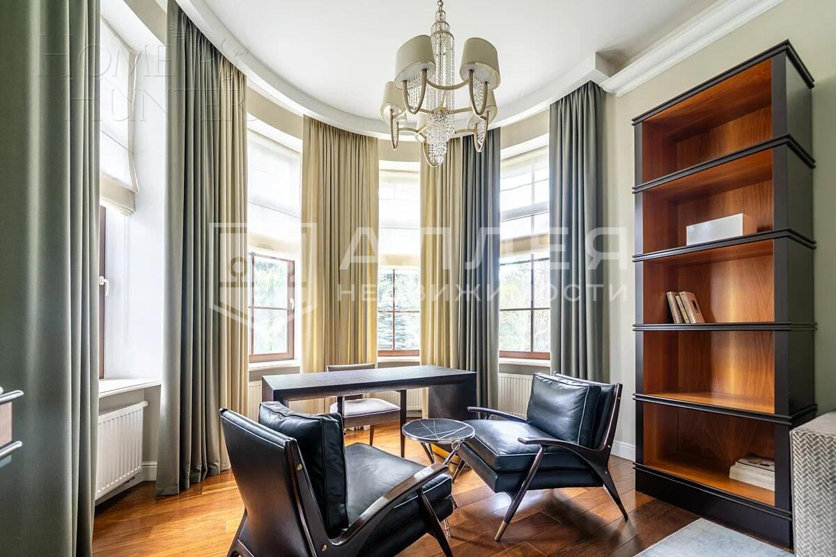2-этажный коттедж 590 м² с отделкой