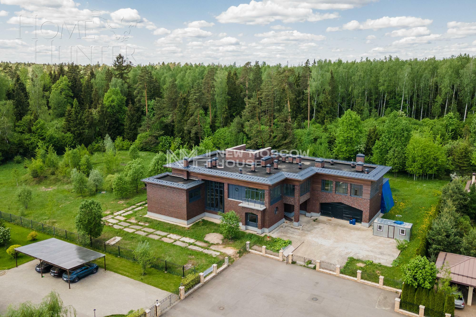 3-этажный коттедж 1 540 м² без отделки