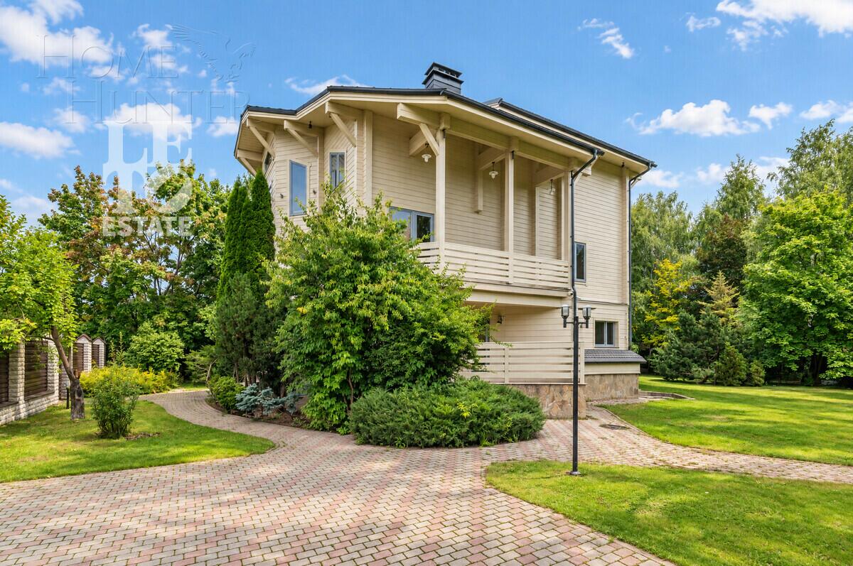 1-этажный коттедж 680 м² с отделкой