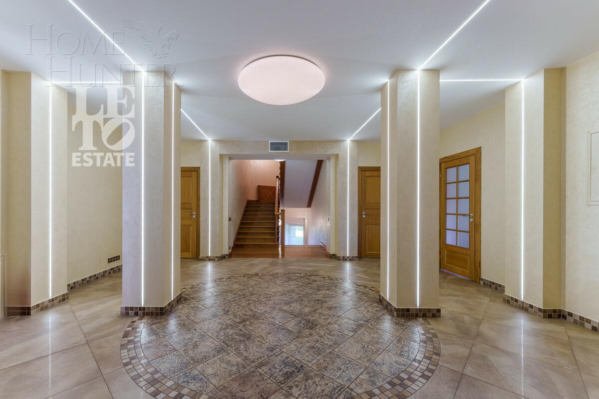 1-этажный коттедж 680 м² с отделкой