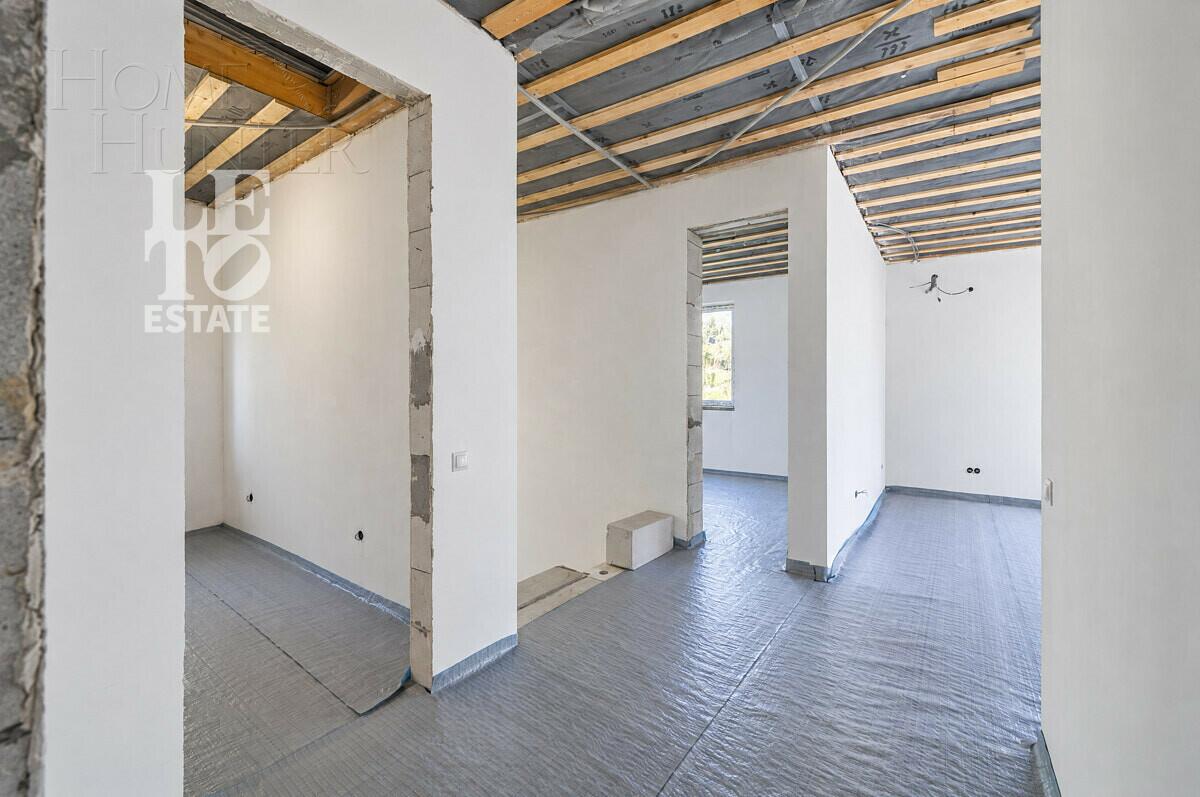 1-этажный коттедж 310 м² без отделки