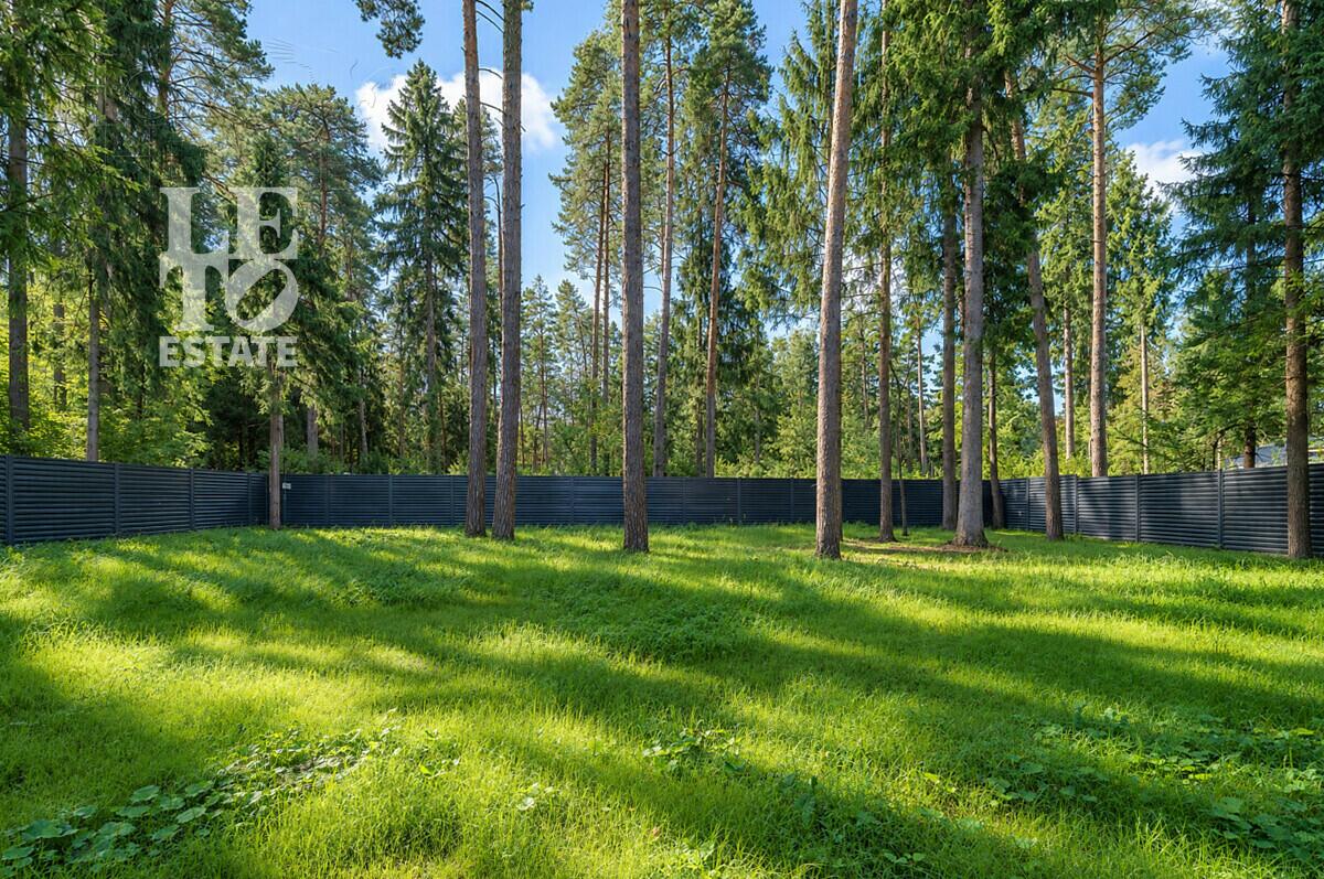 1-этажный коттедж 310 м² без отделки