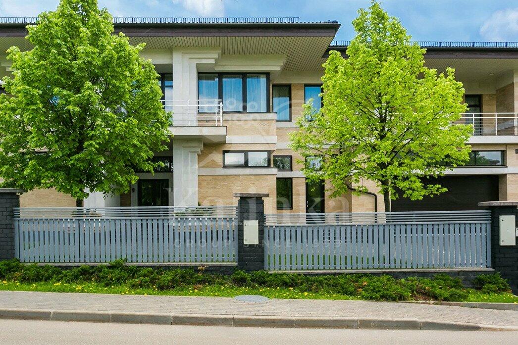 2-этажный коттедж 1 015.19 м² с отделкой