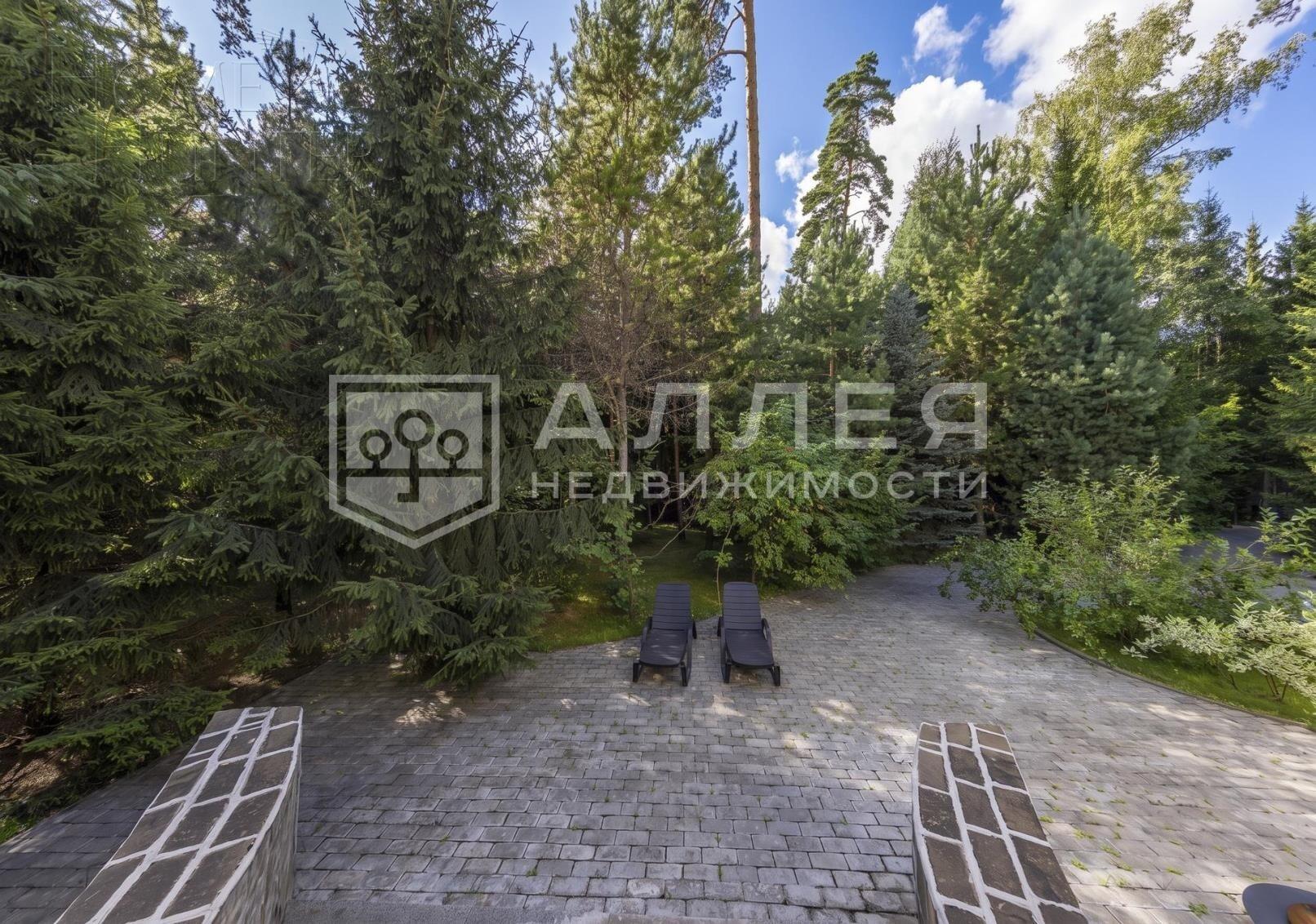 3-этажный коттедж 732.9 м² с отделкой