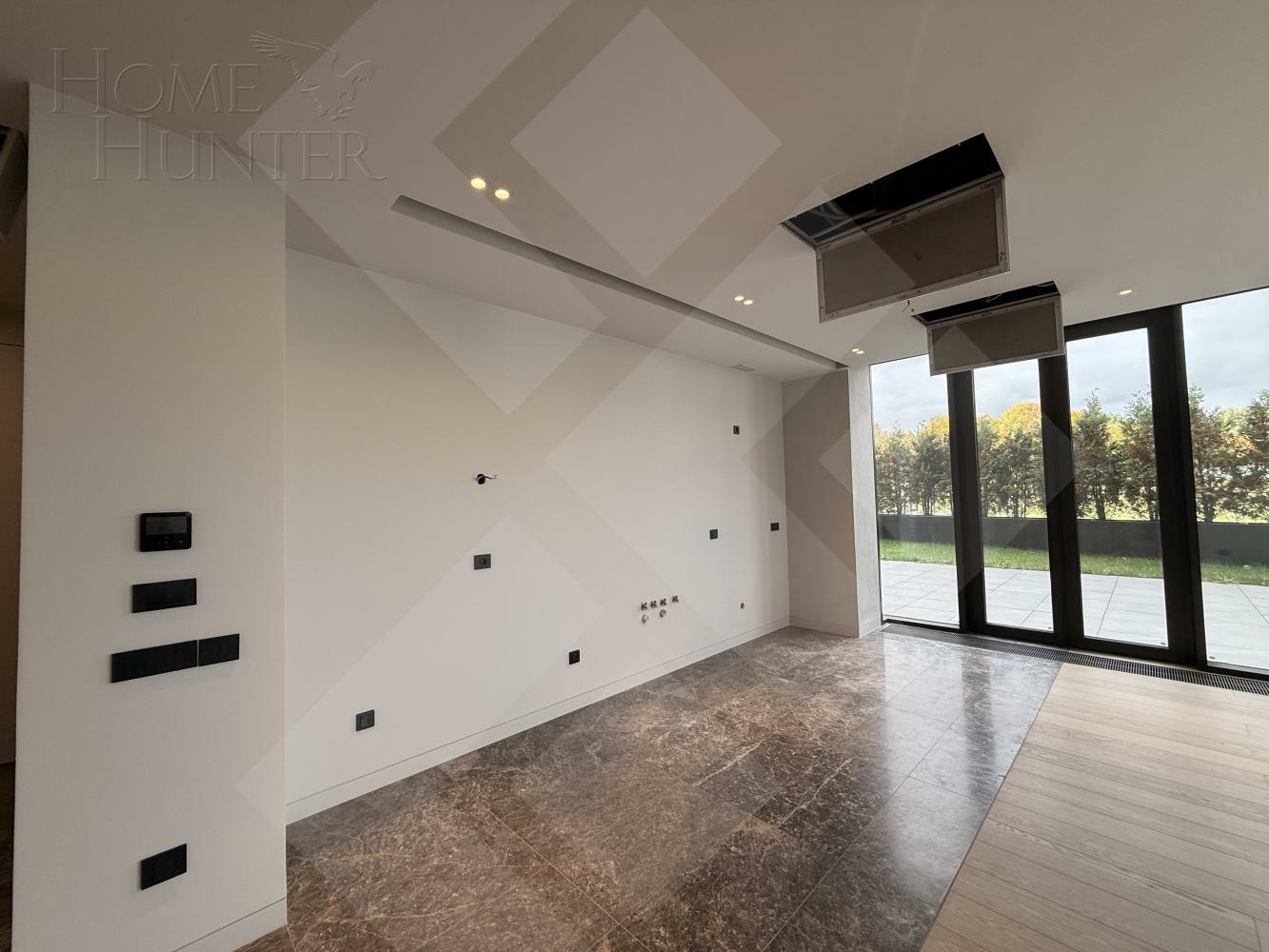 4-КОМН. КВАРТИРА С ОТДЕЛКОЙ 161.5 М² НА 2 ЭТАЖЕ